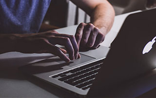 意甲：米兰新援拉比奥特自加盟以来表现非常出色，接受采访时自嘲，这里的饭太好吃了